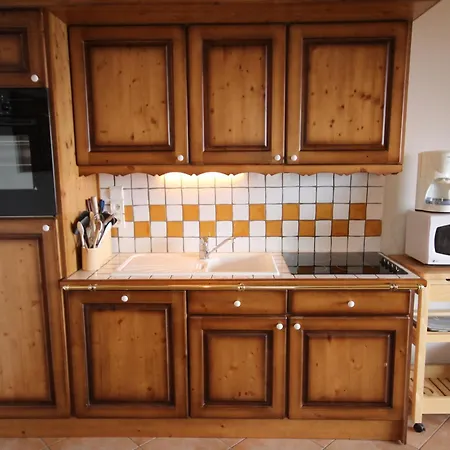 Location 3 Pieces, 2 Sdb, 6-7 Pers. Avec Parking A Bisanne 1500 - Fr-1-293-92 Apartment